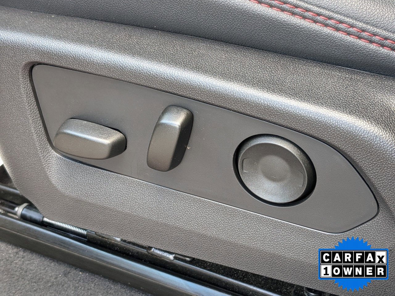 Used 2024 Chevrolet Colorado Z71 w/ Z71 Convenience Package 2 image 18