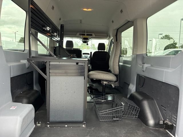 Certified 2019 Ford Transit 150 XLT RWD image 17