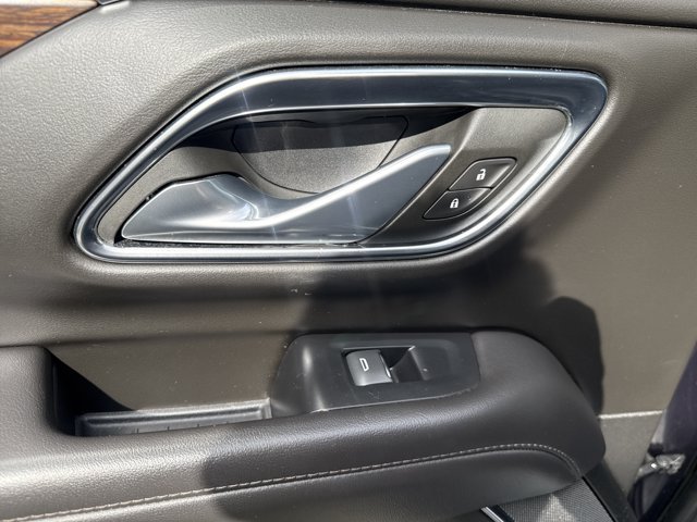 Used 2023 Chevrolet Suburban High Country w/ LPO, Illumination Package AWD/4WD image 21