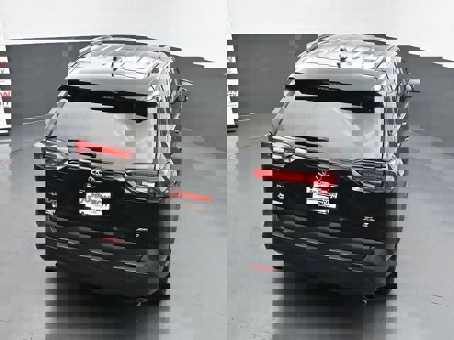 Used 2023 Toyota RAV4 XLE AWD/4WD image 33