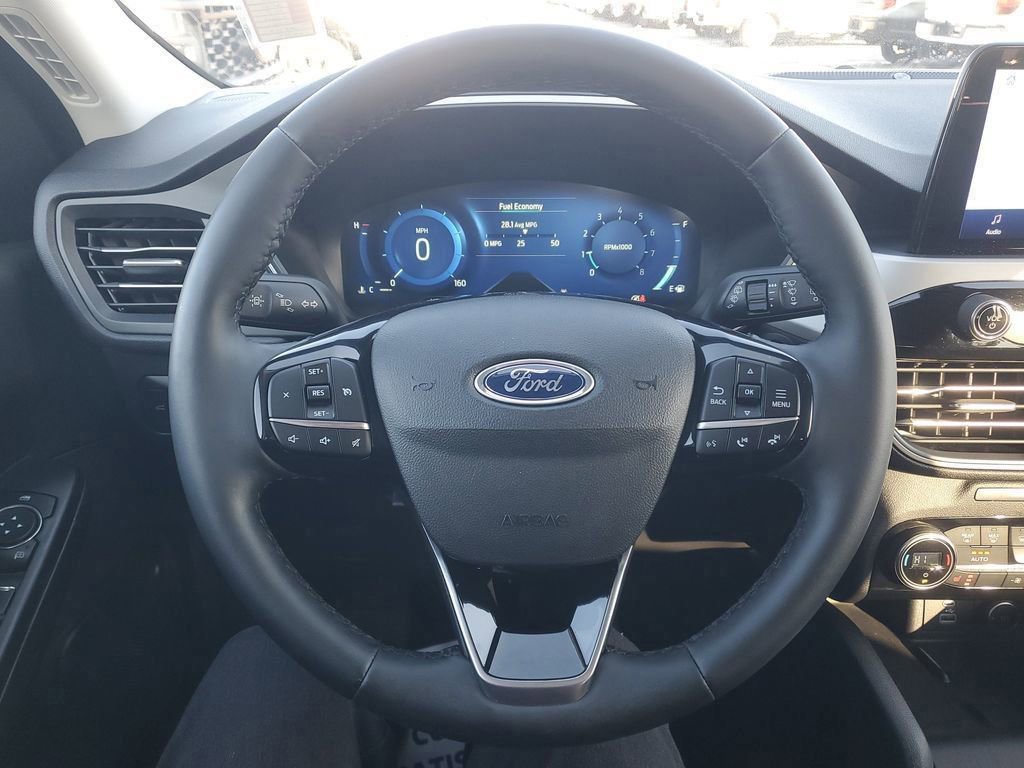 Certified 2021 Ford Escape SEL w/ Technology Package image 18