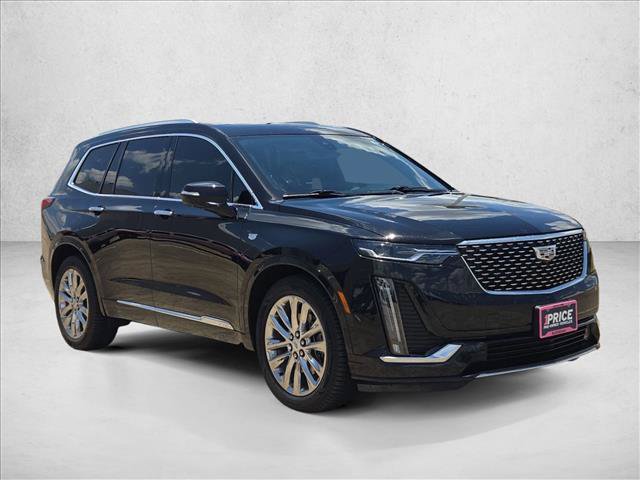 Used 2021 Cadillac XT6 Premium Luxury FWD image 3