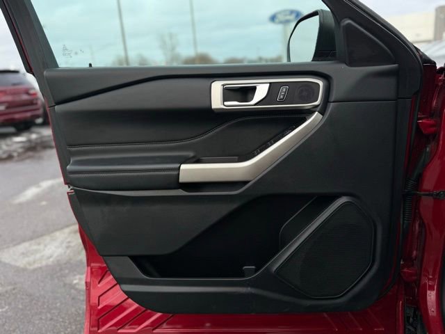 Certified 2023 Ford Explorer XLT image 23