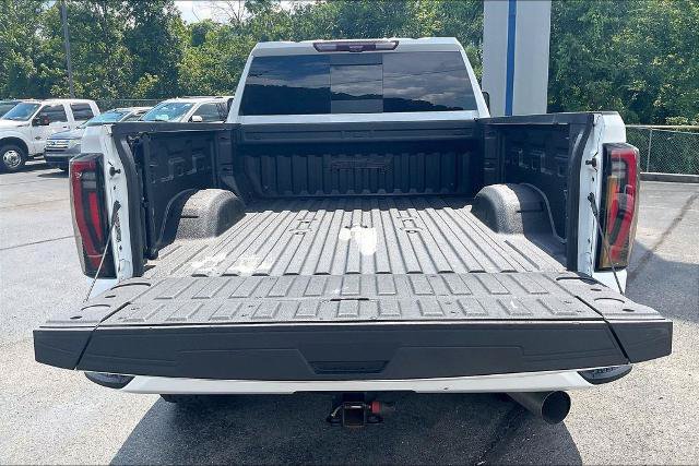Used 2024 GMC Sierra 2500 AT4 w/ AT4 Premium Plus Package AWD/4WD image 36