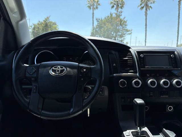 Used 2019 Toyota Sequoia SR5 AWD/4WD image 11