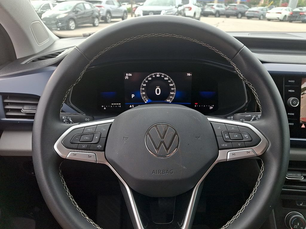 Used 2022 Volkswagen Taos SE FWD image 20