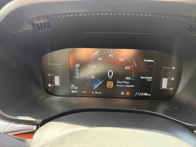 Used 2018 Volvo XC60 T5 Momentum w/ Vision Package AWD/4WD image 24