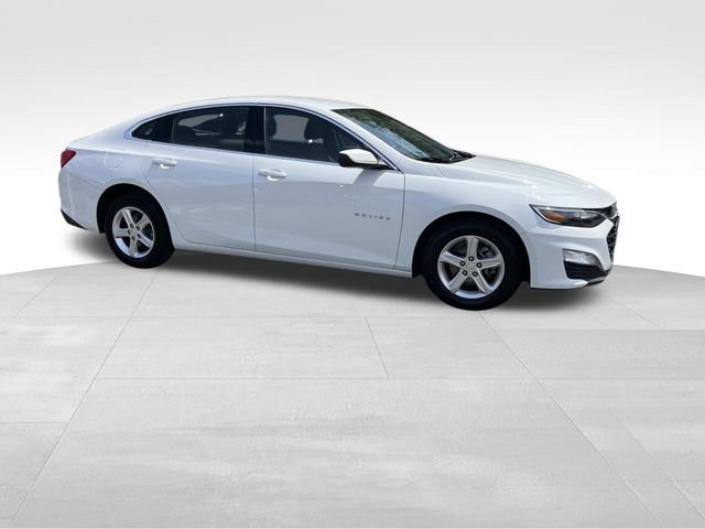 Used 2024 Chevrolet Malibu LT FWD video 2
