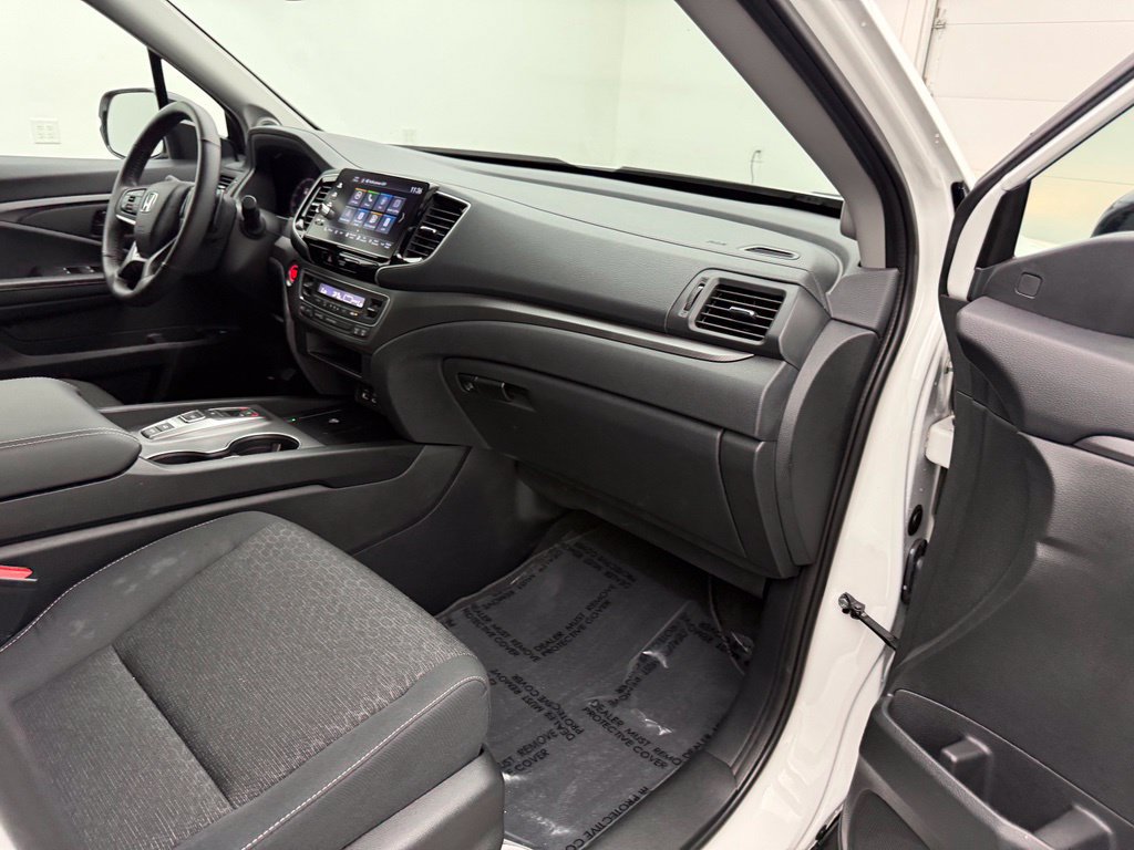 Used 2025 Honda Ridgeline Sport+ image 33