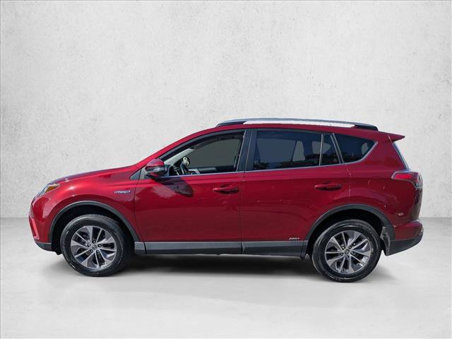 Used 2018 Toyota RAV4 XLE image 9