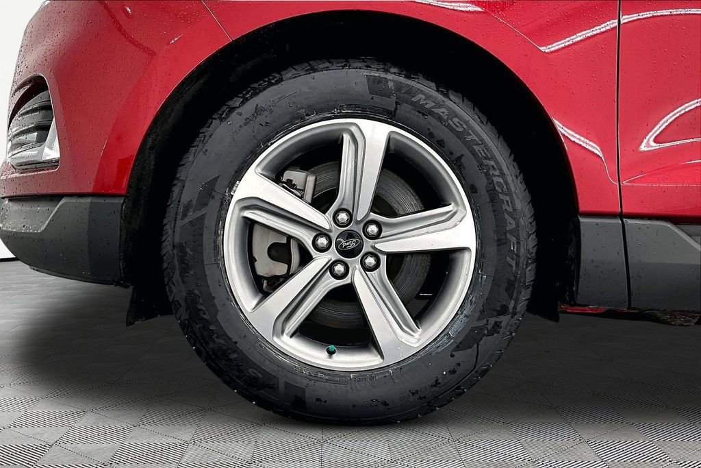 Certified 2024 Ford Edge SEL w/ Convenience Package AWD/4WD image 9