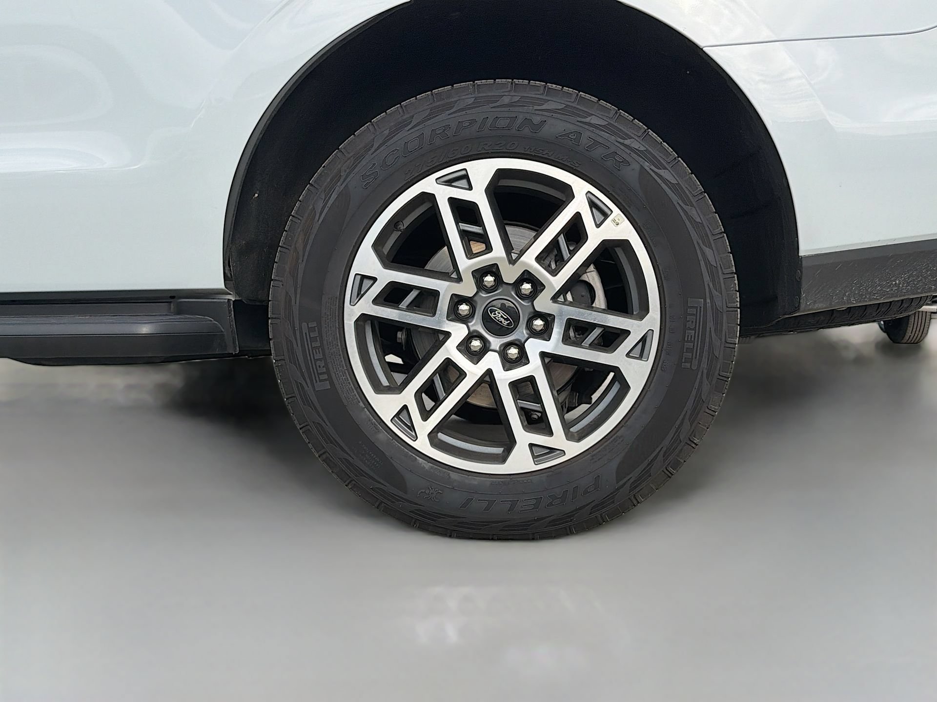 Certified 2025 Ford Expedition Active AWD/4WD image 39
