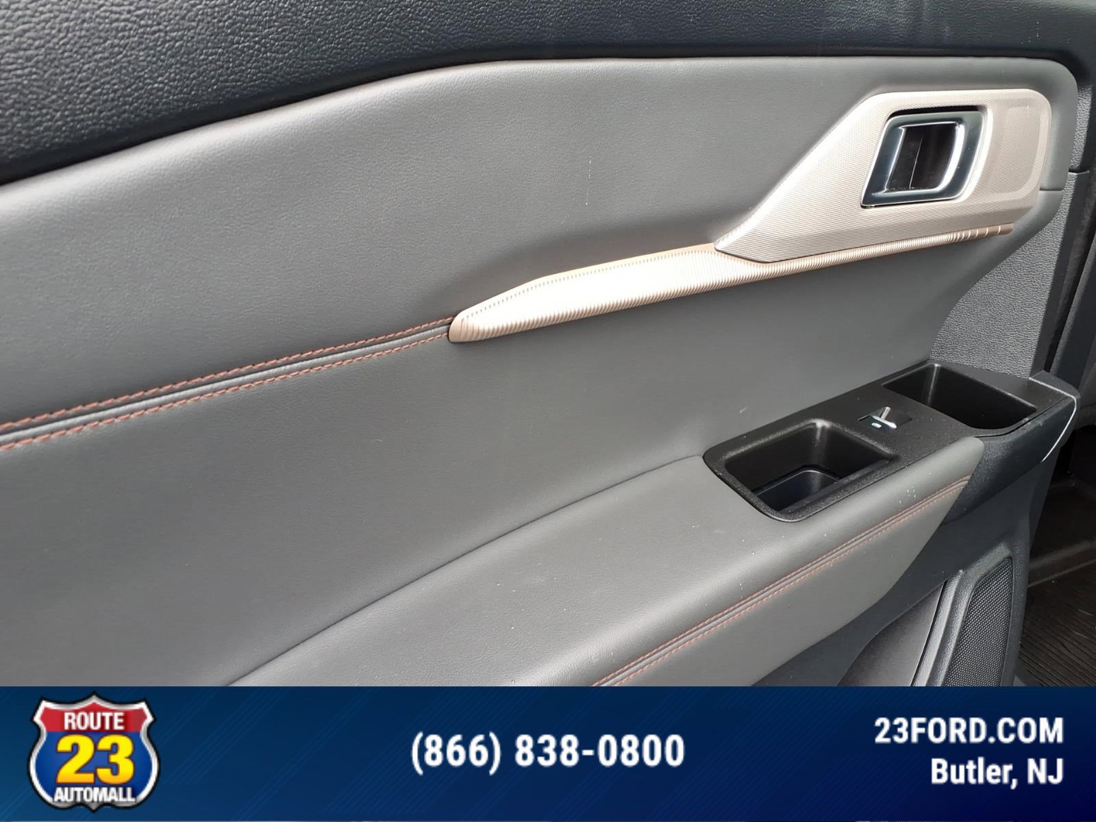 Certified 2025 Ford Explorer Active w/ Active Comfort Package AWD/4WD image 23