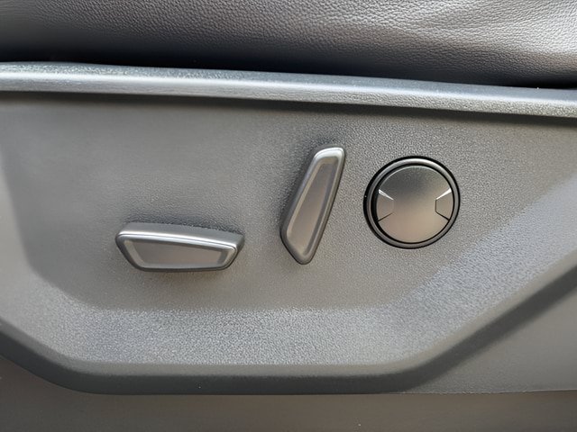 Certified 2025 Ford F150 Lariat AWD/4WD image 19