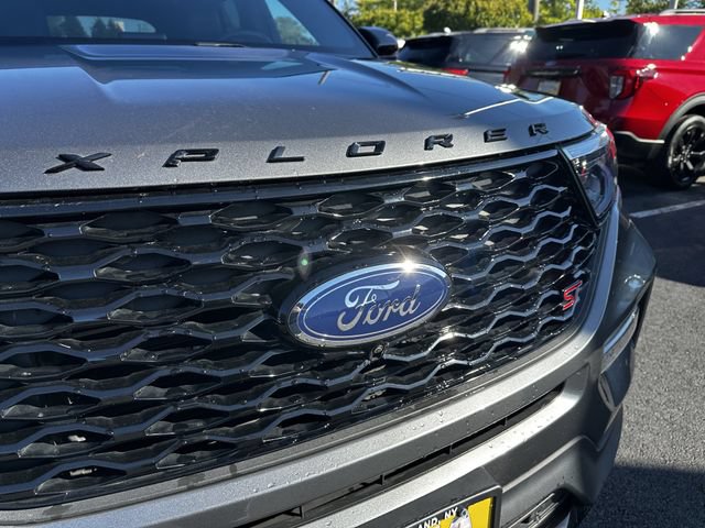 Certified 2023 Ford Explorer ST w/ Equipment Group 401A AWD/4WD image 10