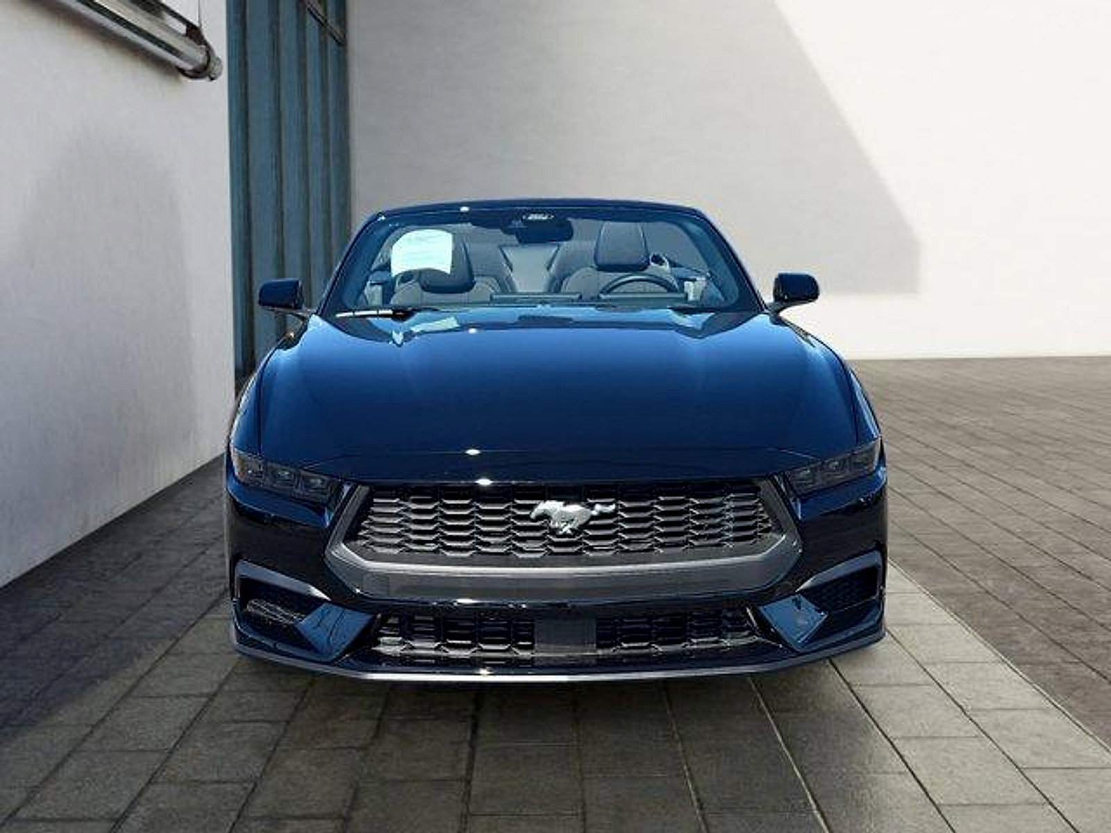 Certified 2025 Ford Mustang Convertible RWD image 8