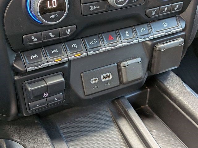 Used 2020 Chevrolet Silverado 1500 LTZ AWD/4WD image 28