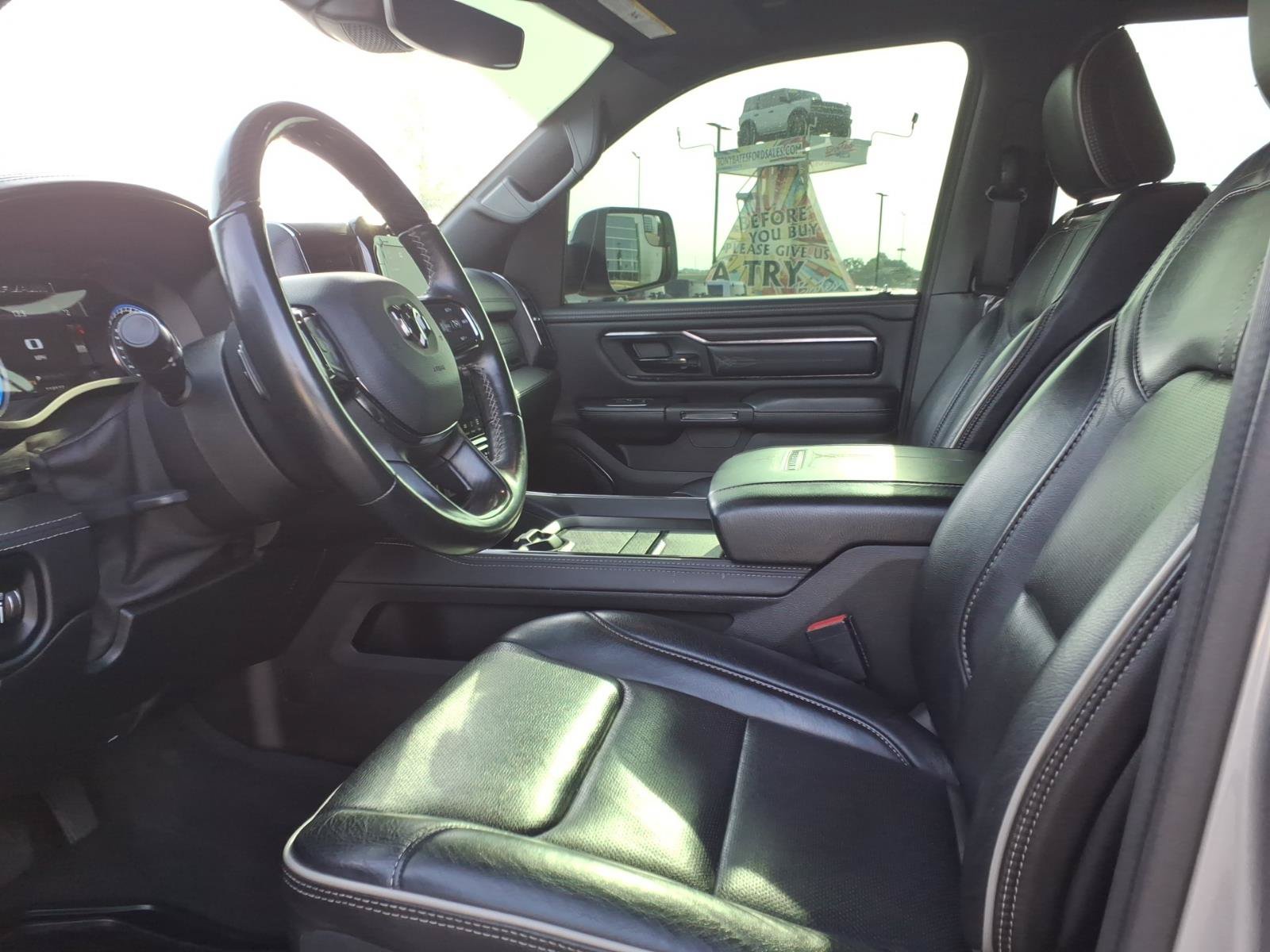 Used 2022 RAM 1500 Limited w/ Body Color Bumper Group AWD/4WD image 10