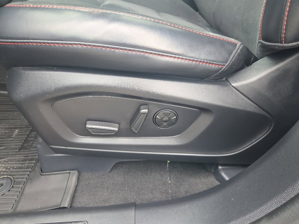 Certified 2025 Ford Explorer ST AWD/4WD image 17