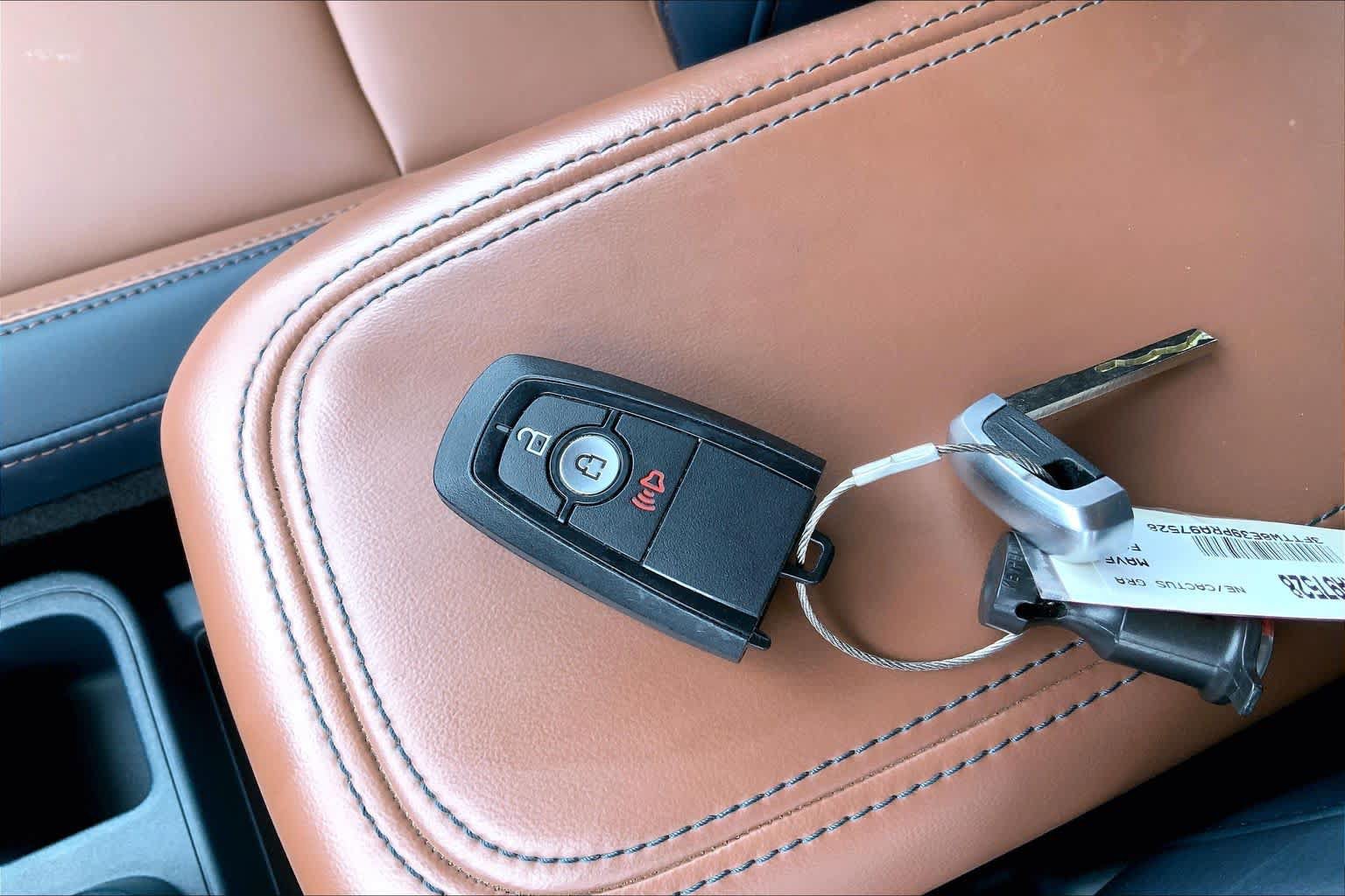 Certified 2023 Ford Maverick Lariat FWD image 13