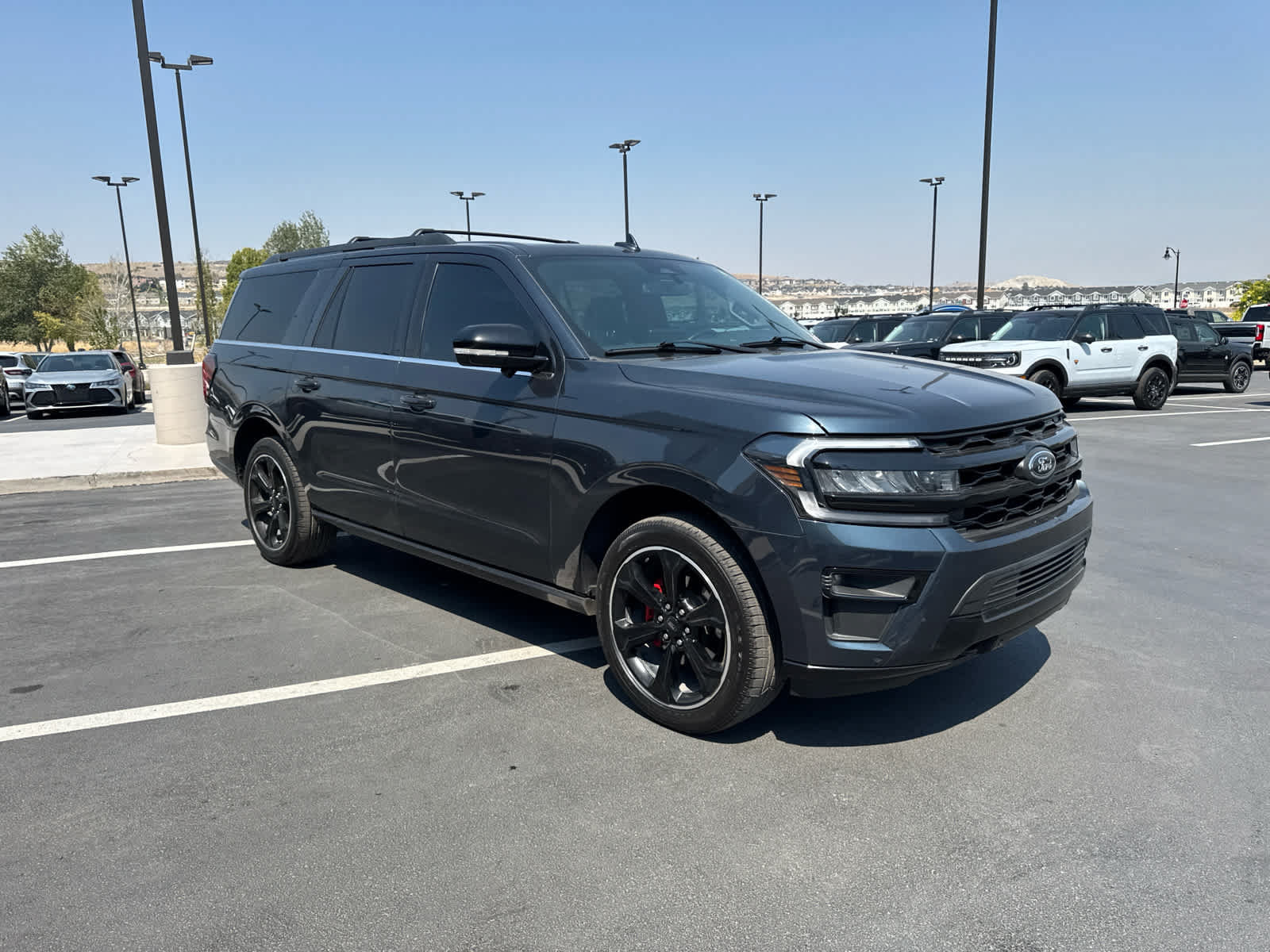 Certified 2022 Ford Expedition Max Limited AWD/4WD image 4