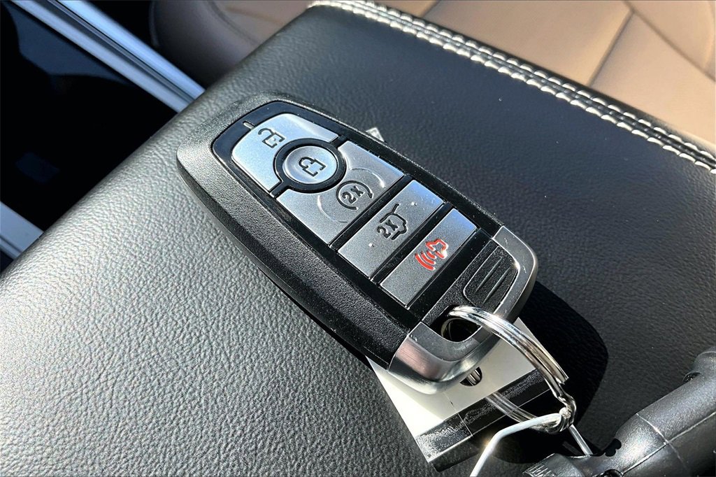 Certified 2023 Ford Explorer Limited w/ Equipment Group 301A image 11