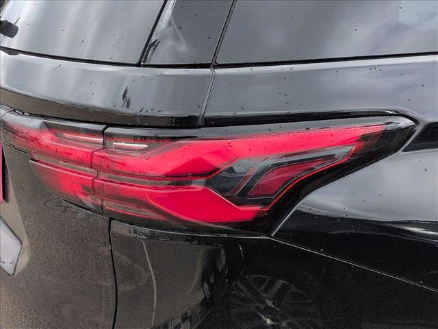Used 2023 Chevrolet Traverse RS w/ LPO, Floor Liner Package image 10