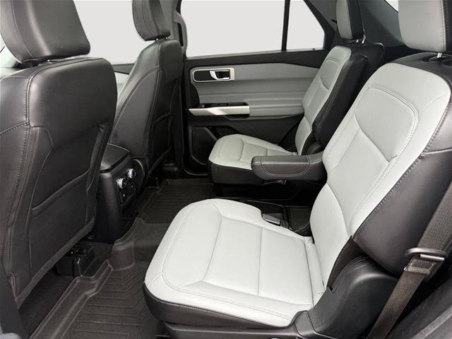Certified 2021 Ford Explorer XLT w/ Equipment Group 202A AWD/4WD image 20