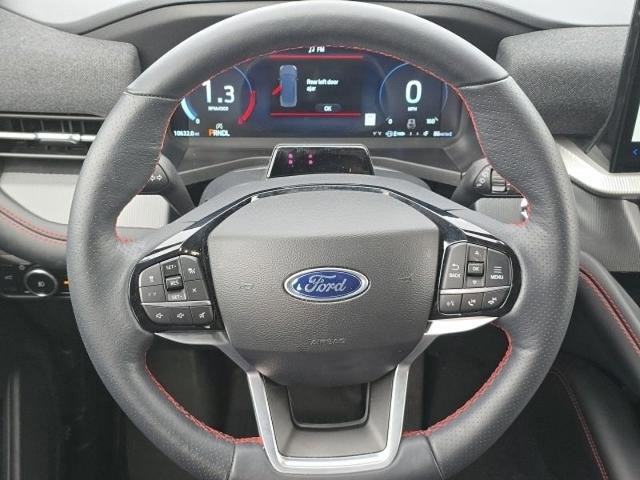 Certified 2025 Ford Explorer ST-Line w/ ST-Line Street Pack image 17