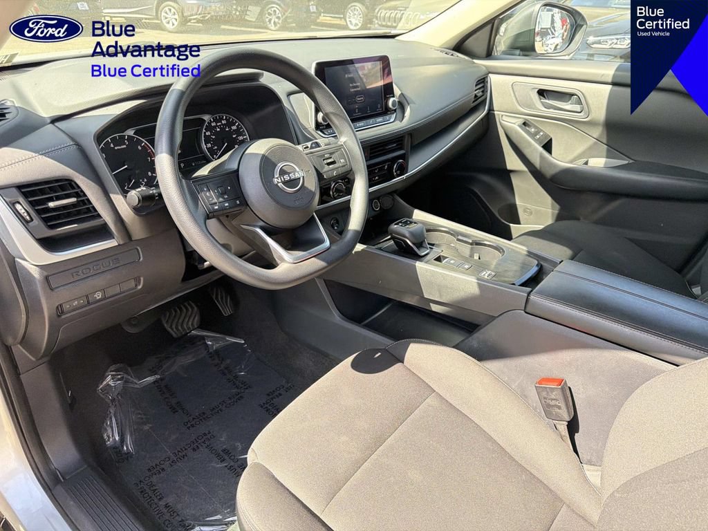 Used 2024 Nissan Rogue S FWD image 14