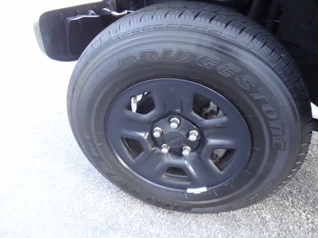 Used 2024 Jeep Gladiator Sport AWD/4WD image 35