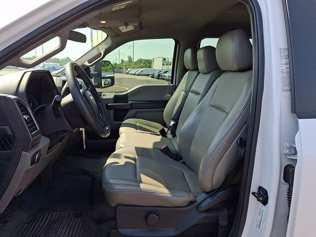 Certified 2022 Ford F550 4x4 Crew Cab Super Duty w/ Power Equipment Group image 13