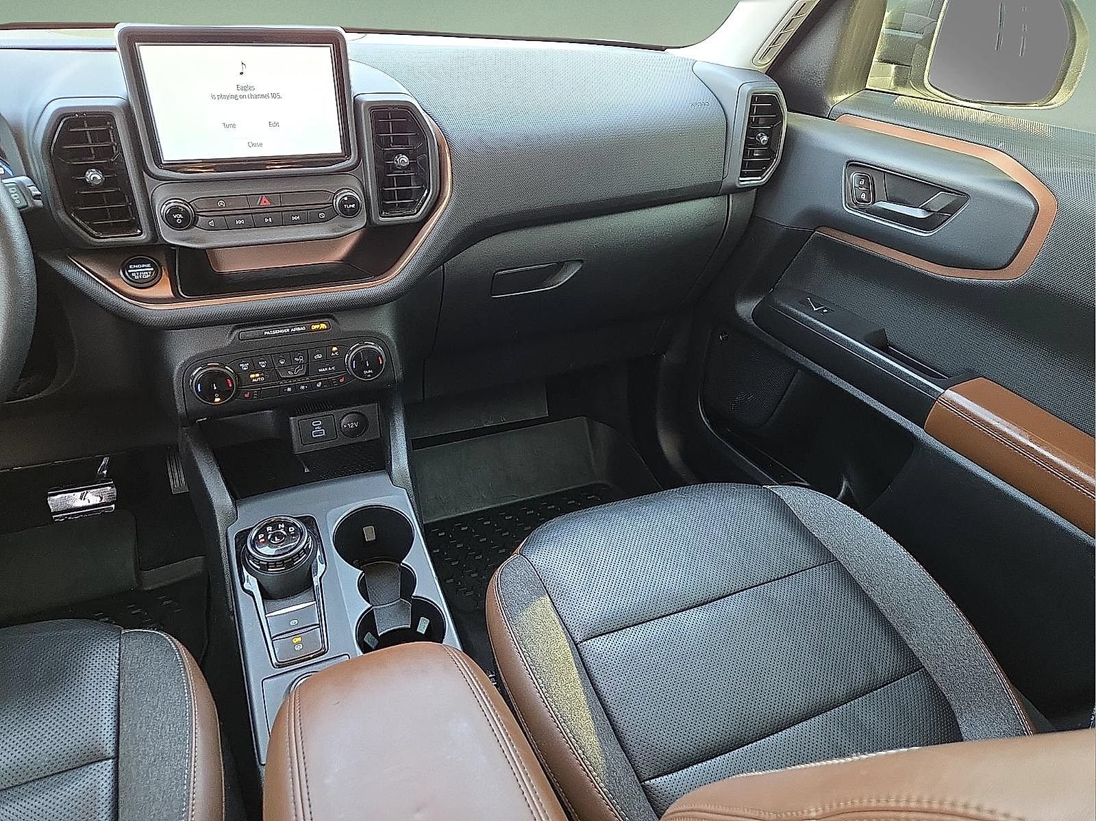 Certified 2022 Ford Bronco Sport Outer Banks w/ Tech Package AWD/4WD image 11