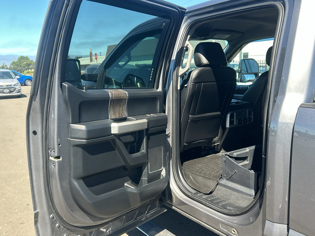 Certified 2021 Ford F350 Lariat w/ Lariat Ultimate Package AWD/4WD image 34
