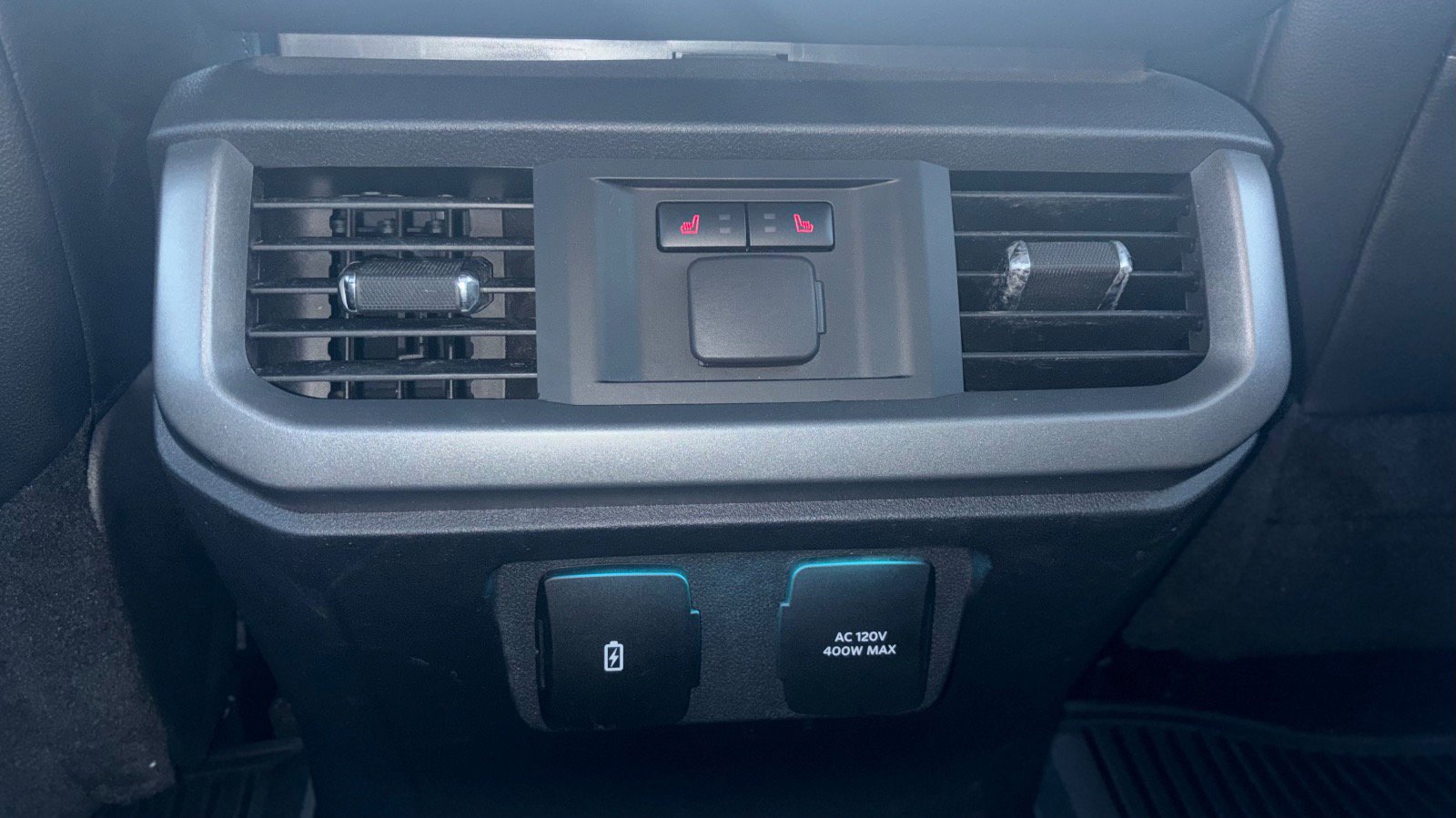 Certified 2022 Ford F150 Lariat w/ Equipment Group 502A High image 29