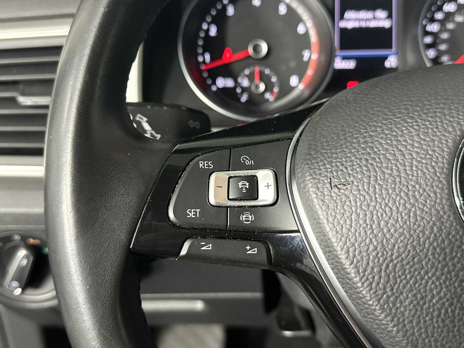 Used 2019 Volkswagen Atlas SE FWD image 28