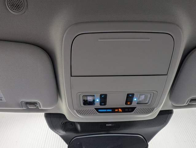 Certified 2025 Ford Explorer Active AWD/4WD image 8