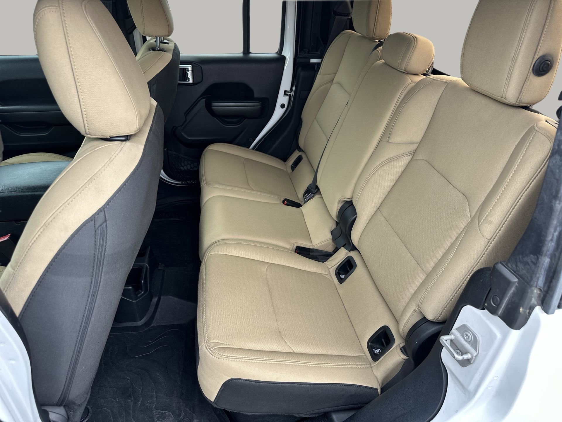 Used 2020 Jeep Gladiator Sport w/ Quick Order Package 24S image 47