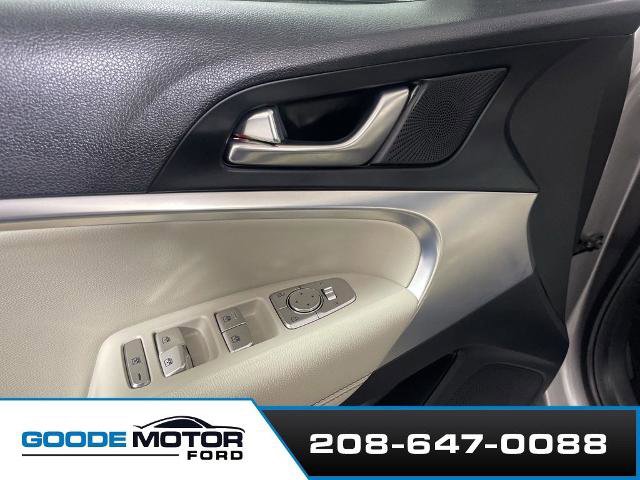 Used 2024 Genesis G70 2.5T AWD/4WD image 9