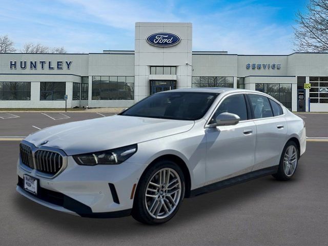Used 2024 BMW 530i xDrive AWD/4WD video 1