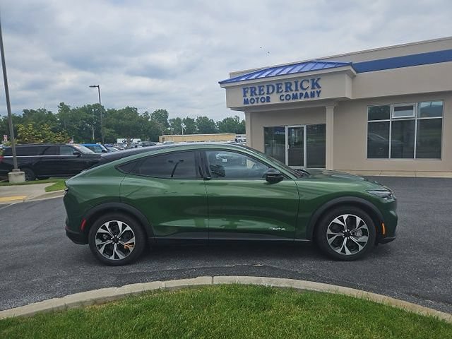 Certified 2025 Ford Mustang Mach-E Select w/ Comfort Package Lite AWD/4WD image 3