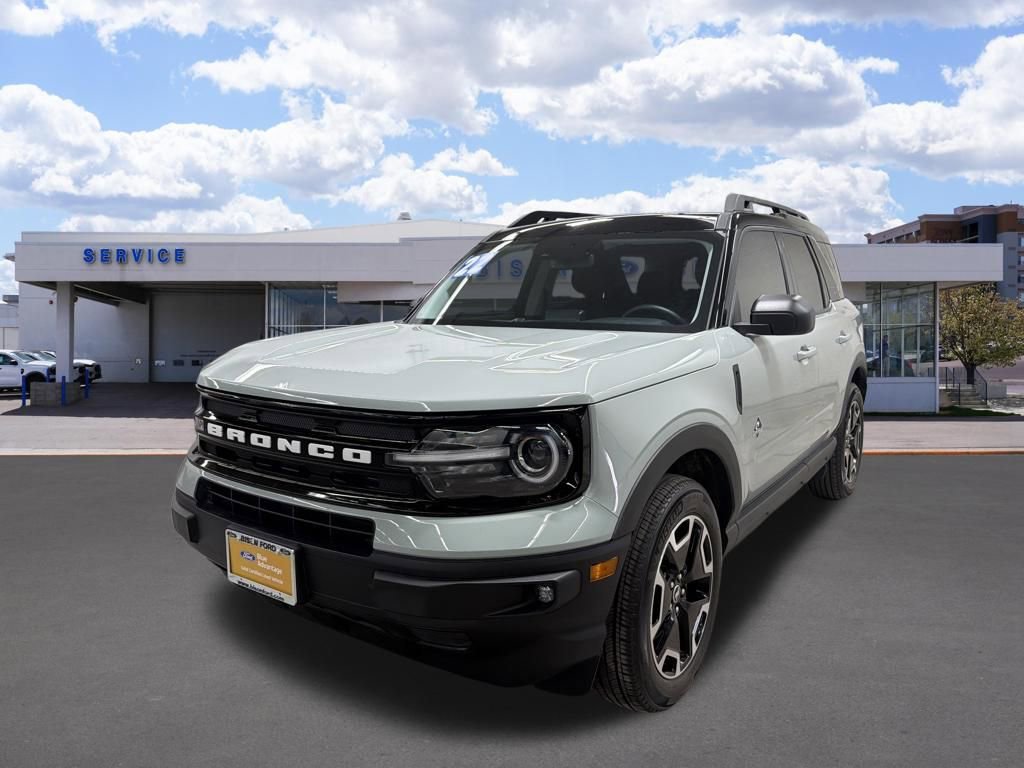Certified 2022 Ford Bronco Sport Outer Banks w/ Tech Package AWD/4WD image 7