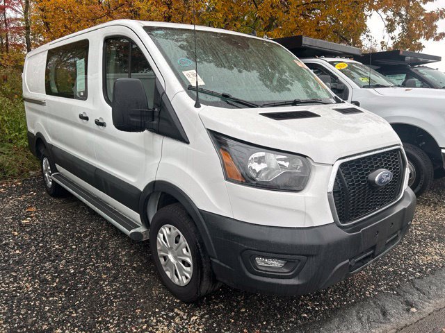 Certified 2025 Ford Transit 250 Low Roof w/ Exterior Upgrade Package RWD image 3