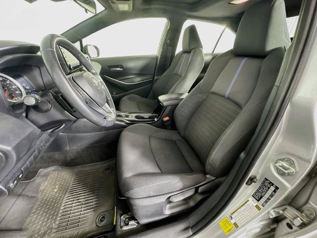 Used 2022 Toyota Corolla SE w/ SE Premium Package FWD image 11