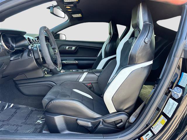 Certified 2021 Ford Mustang Shelby GT500 w/ Carbon Fiber Track Pack RWD image 23