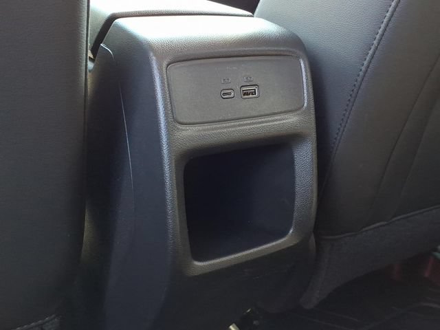 Used 2024 Chevrolet Trax LT w/ Driver Confidence Package FWD image 12