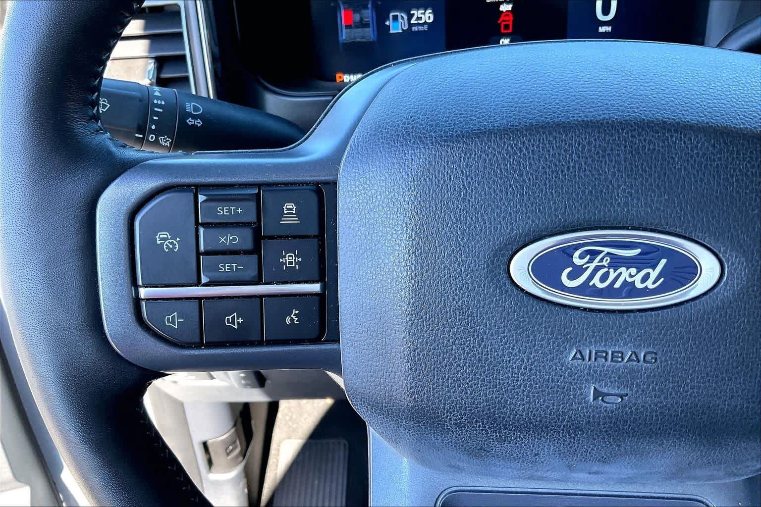 Certified 2024 Ford F250 Lariat w/ Lariat Ultimate Package AWD/4WD image 21