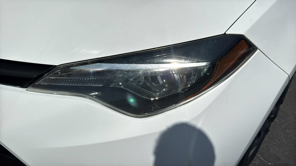 Used 2019 Toyota Corolla LE w/ Carpet Mat Package (TMS) FWD image 6