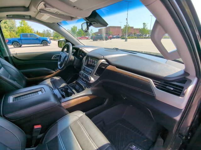 Used 2018 GMC Yukon Denali w/ Denali Ultimate Package AWD/4WD image 38