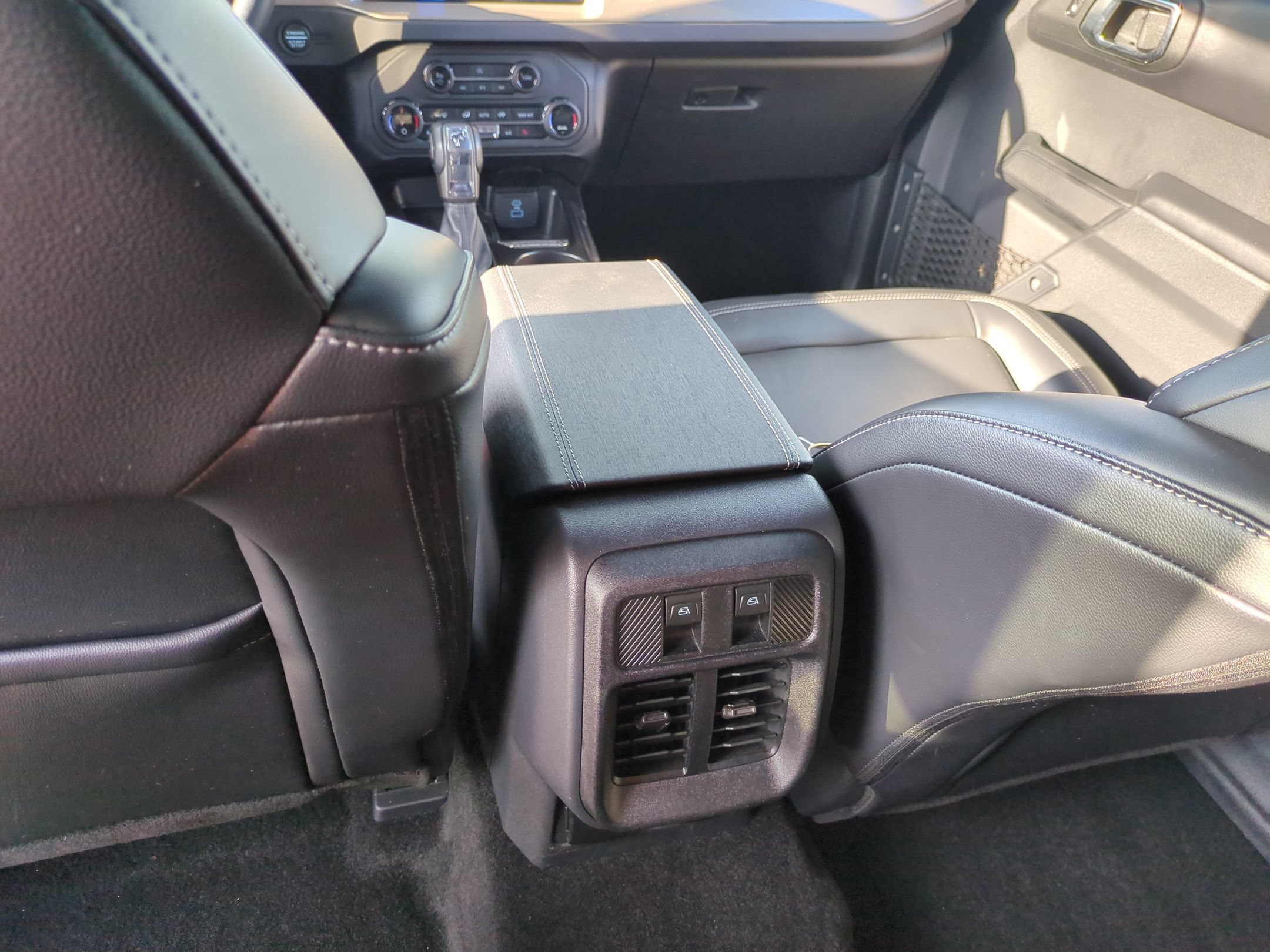 Certified 2025 Ford Bronco Outer Banks AWD/4WD image 34